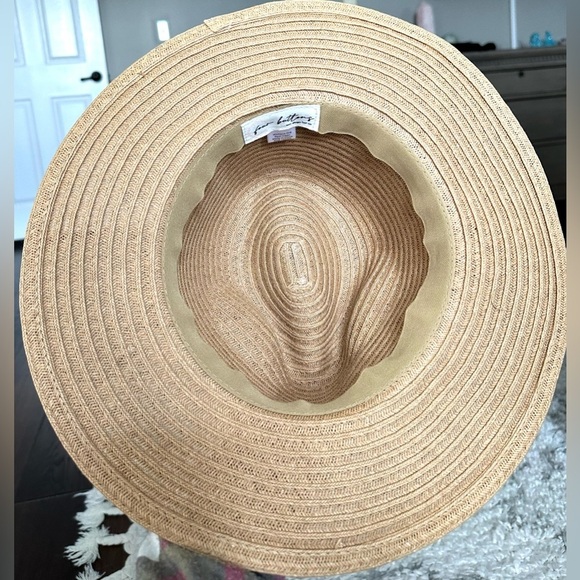 ‼️RARE‼️?Four Buttons??NWT?Organza Band Fedora in Tobacco